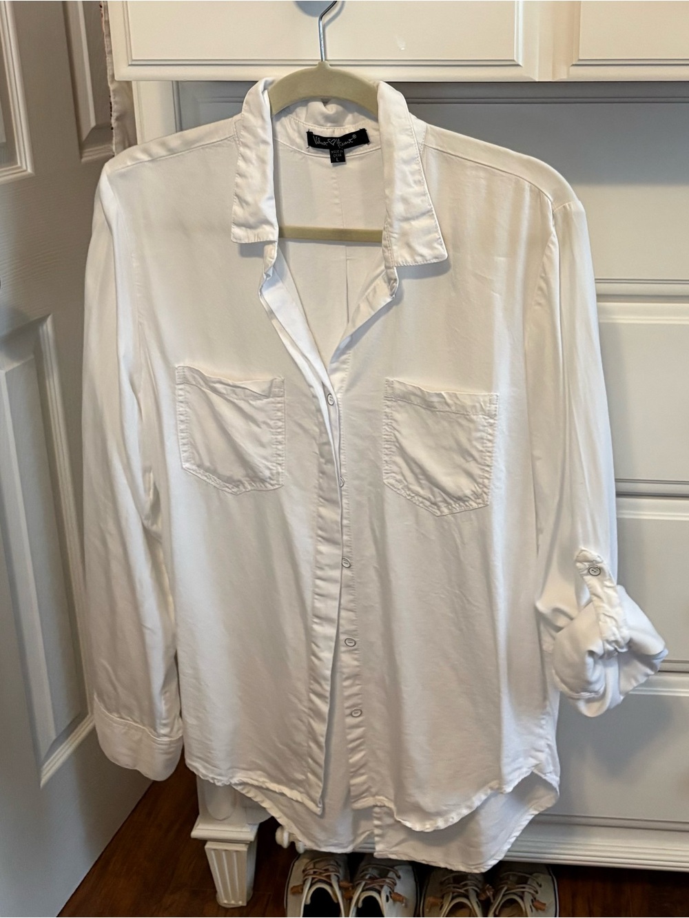 Velvet Heart White Button-Front Pocket Blouse